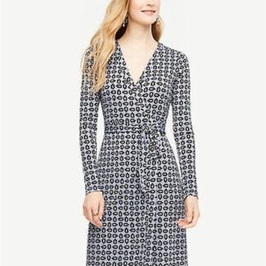 Ann Taylor Women’s Classic Long Sleeved Wrap dress.  V-neck with crossover front
